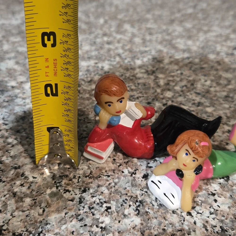 Vintage Set Of 5 WILTON‎ CAKE TOPPERS 1960's Teenage 2 Boys 3 Girls on Phone